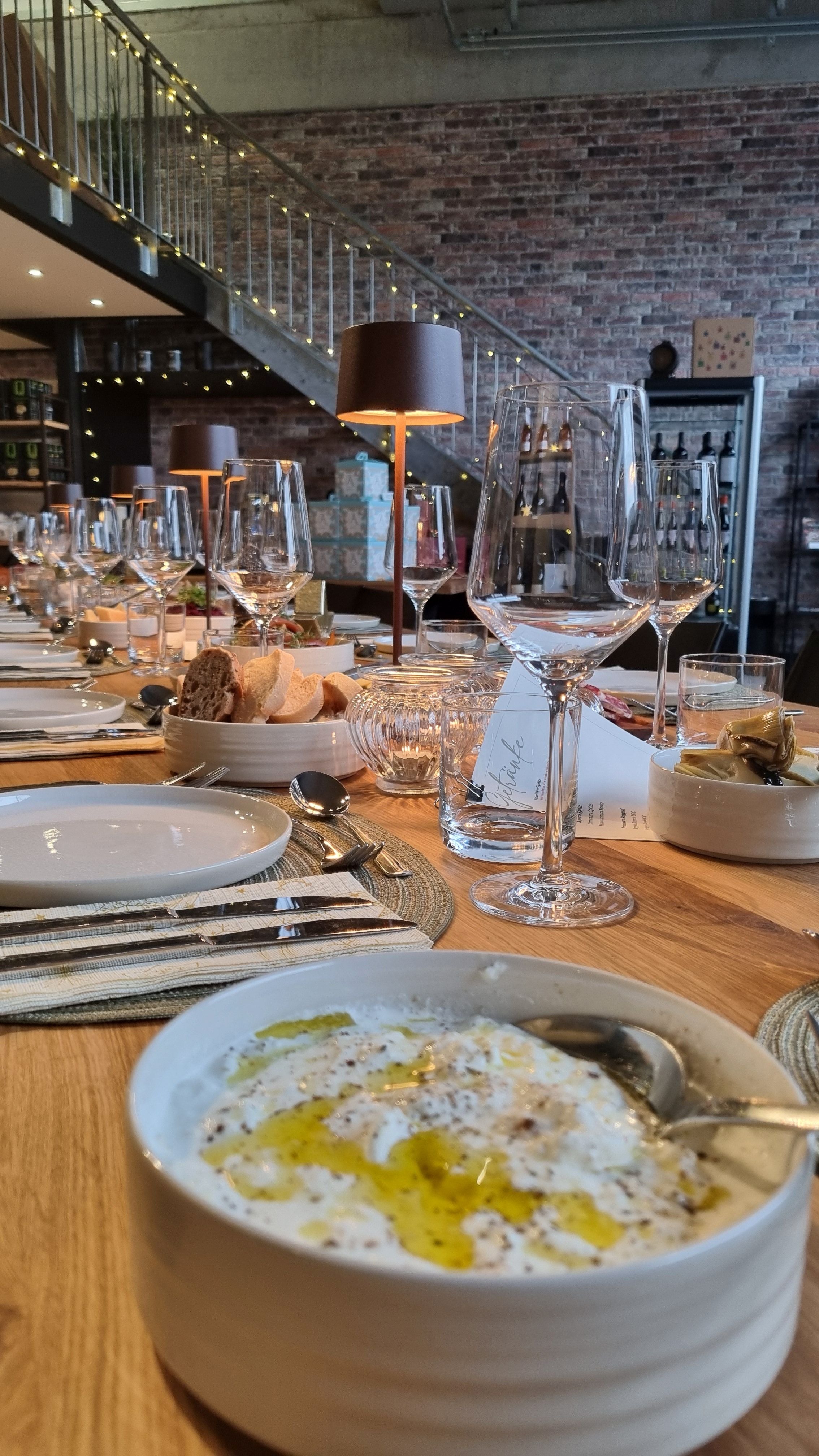 Tavolata Italiana – Antipasti, Pasta Crudaiola & dolce farniete | 30.06.2026 | 18:00Uhr